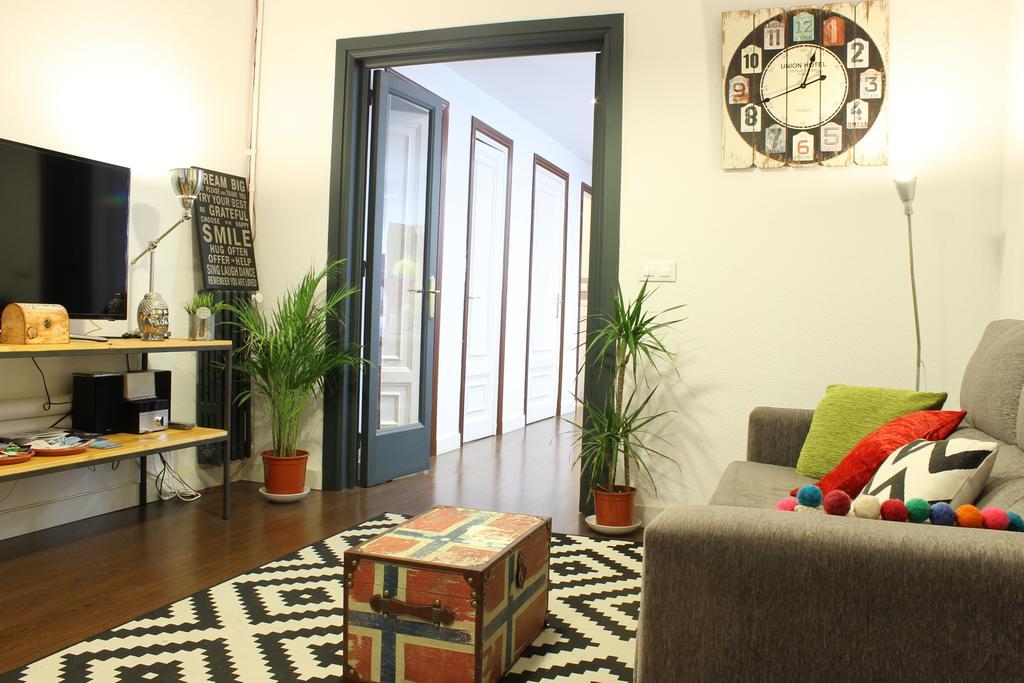 Apartment  Barcelona Exterior foto
